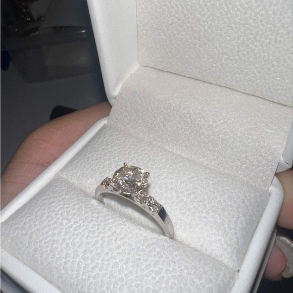 1.5 ct Natural Diamond - Picture 1 of 8